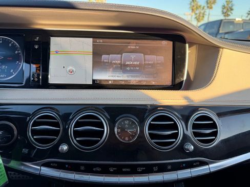 Used 2016 Mercedes-Benz S 550 Sedan image 19