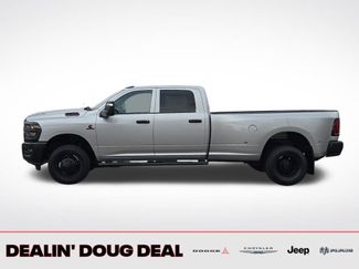 New 2026 RAM 3500 Tradesman video 2