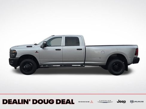 New 2026 RAM 3500 Tradesman image 2