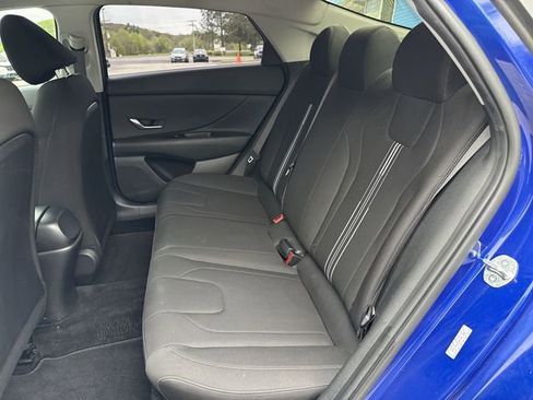 Used 2023 Hyundai Elantra SEL w/ Cargo Package FWD image 25