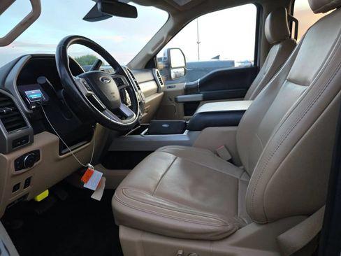 Used 2019 Ford F250 Lariat w/ Lariat Ultimate Package AWD/4WD image 7