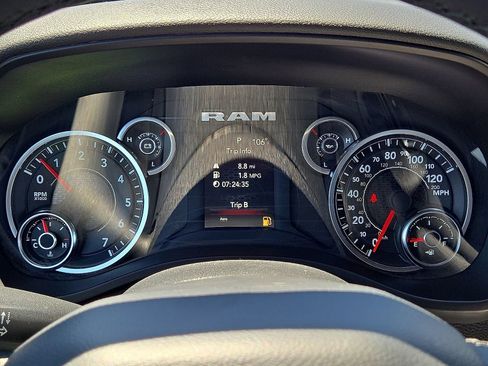 Used 2025 RAM 1500 Big Horn AWD/4WD image 25