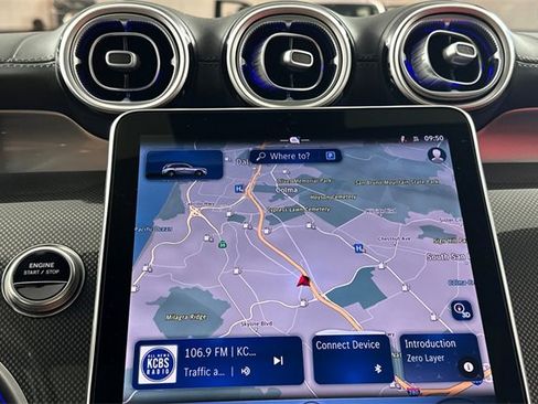 Certified 2025 Mercedes-Benz GLC 350e 4MATIC image 21