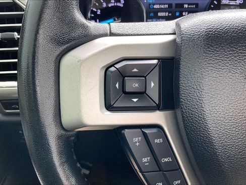 Used 2017 Ford F250 Lariat w/ Lariat Value Package image 17