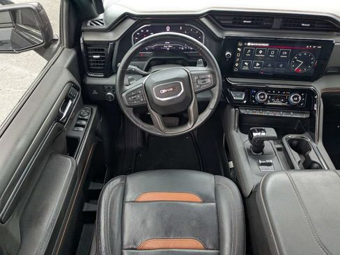 Used 2024 GMC Sierra 1500 AT4 AWD/4WD image 15