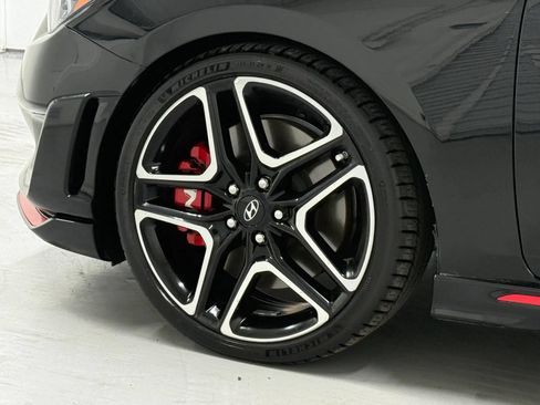 Used 2022 Hyundai Veloster N FWD image 29