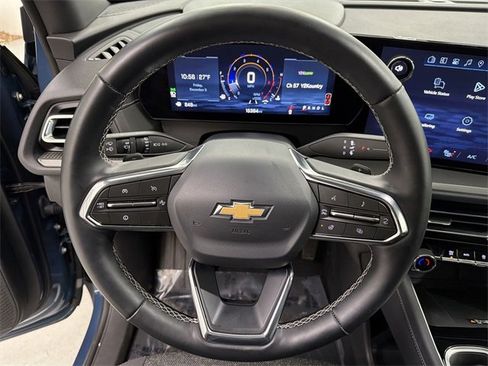 Certified 2025 Chevrolet Traverse LT image 33