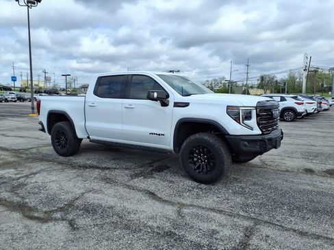 Used 2023 GMC Sierra 1500 AT4X AWD/4WD image 9