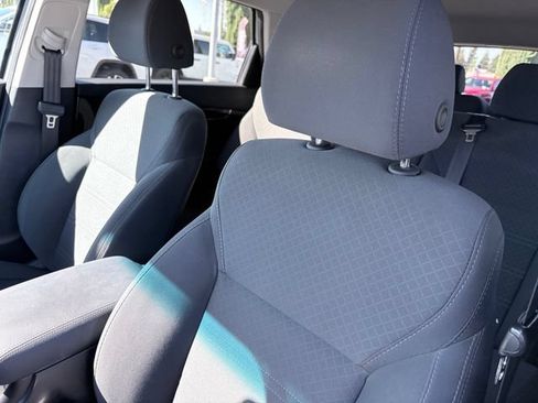Used 2020 Kia Sorento S FWD image 11