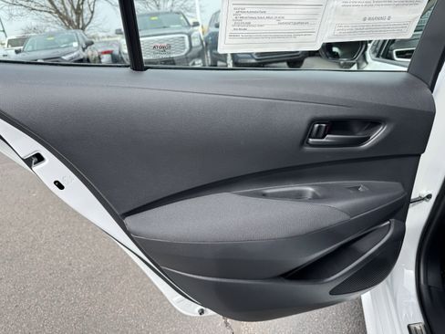 Used 2024 Toyota Corolla LE image 29