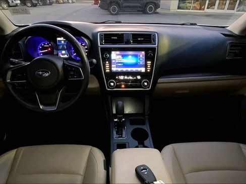 Used 2019 Subaru Outback 3.6R Limited image 16
