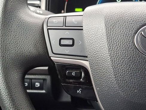 Used 2025 Toyota Camry LE image 20