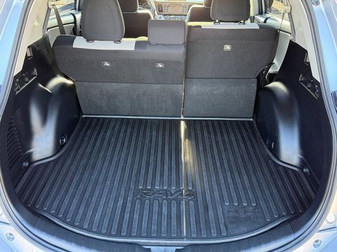 Used 2018 Toyota RAV4 XLE w/ Plus Extra Value Package image 16