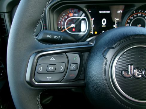 New 2026 Jeep Wrangler Unlimited Rubicon image 10