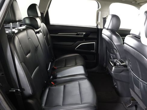 Used 2022 Kia Telluride LX AWD/4WD image 33