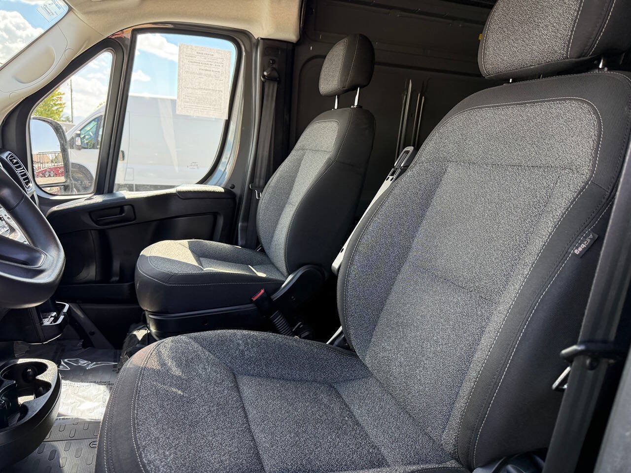 Used 2025 RAM ProMaster 2500 FWD image 15
