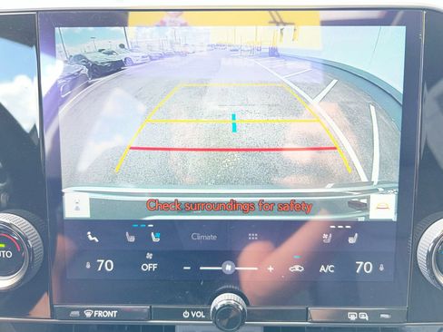 Used 2024 Lexus NX 250 FWD w/ Towing Package (2000 Lbs) image 40