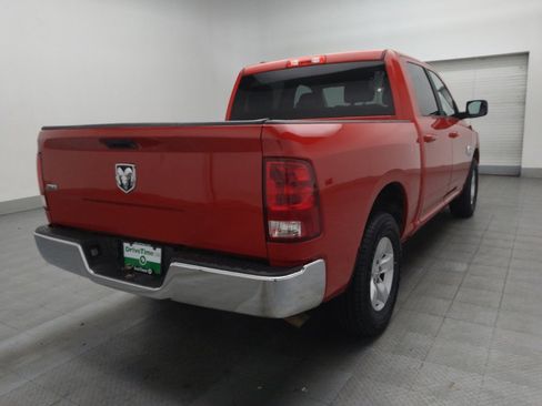 Used 2021 RAM 1500 Classic SLT image 9