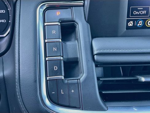 Used 2023 Chevrolet Tahoe LS AWD/4WD image 25