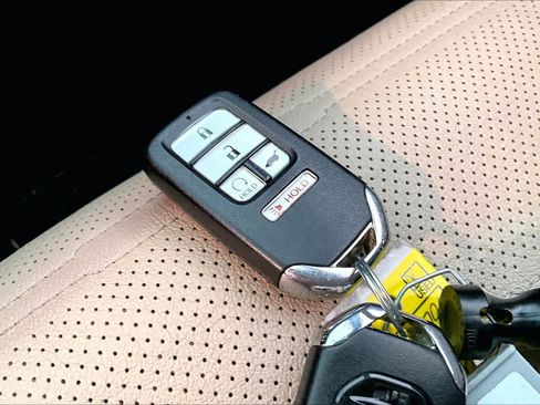 Used 2021 Honda CR-V Touring image 14