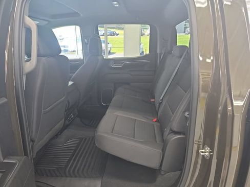 Certified 2023 Chevrolet Silverado 1500 LT AWD/4WD image 10