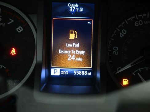 Certified 2021 Toyota Tacoma TRD Sport image 15