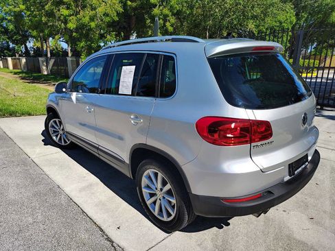 Used 2017 Volkswagen Tiguan Wolfsburg Edition image 19