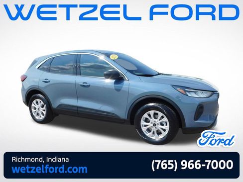 Used 2024 Ford Escape Active AWD/4WD image 1