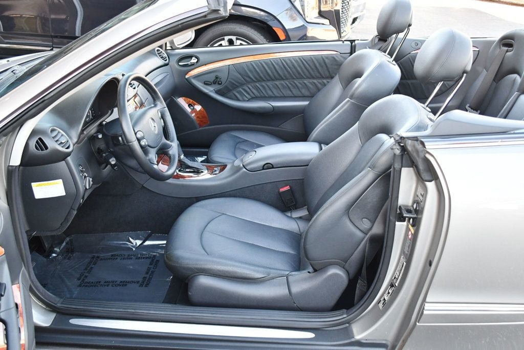 Used 2005 Mercedes-Benz CLK 500 Cabriolet image 54