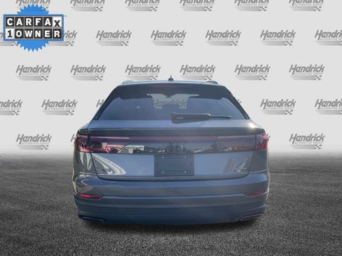 Used 2025 Audi Q8 Premium Plus image 9