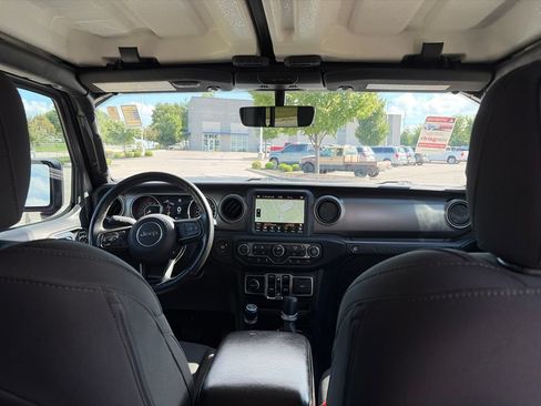 Used 2021 Jeep Wrangler Unlimited Sport AWD/4WD image 30