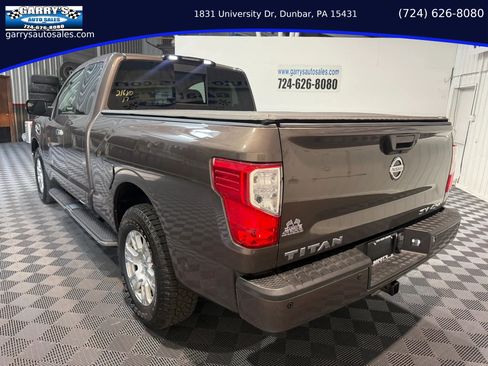 Used 2017 Nissan Titan SV AWD/4WD image 7