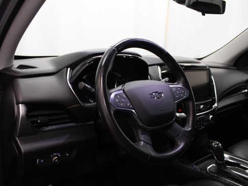 Used 2020 Chevrolet Traverse RS w/ LPO, Floor Liner Package FWD image 10