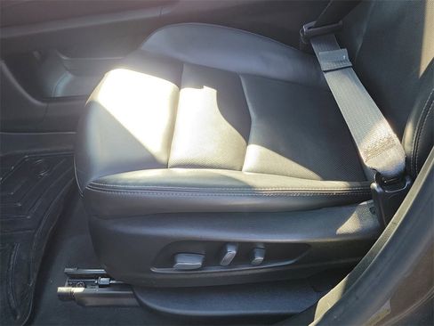 Used 2020 Cadillac XT6 Premium Luxury image 16