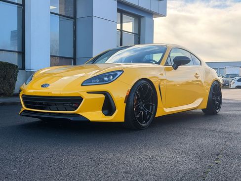 New 2026 Subaru BRZ Series.Yellow RWD image 4