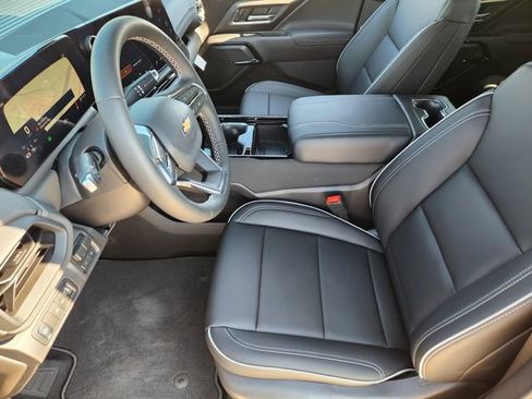 New 2026 Chevrolet Silverado EV LT image 11