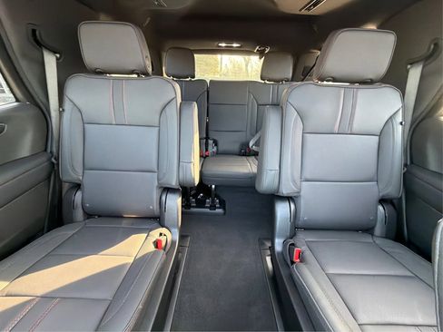 Used 2026 Chevrolet Tahoe RST w/ Comfort Package image 13