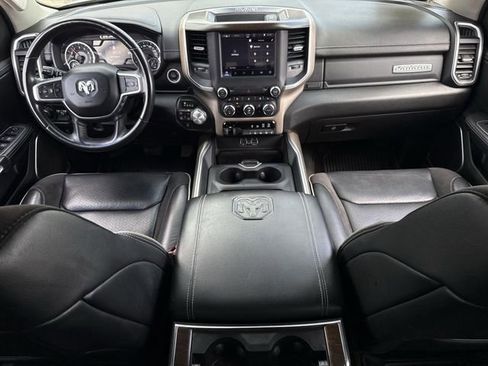 Used 2022 RAM 1500 Laramie AWD/4WD image 14
