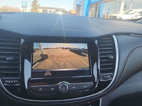 Used 2020 Chevrolet Trax Premier image 20