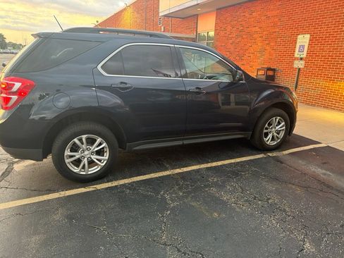 Used 2017 Chevrolet Equinox LT w/ Convenience Package FWD image 4
