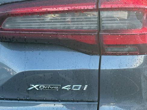 Used 2021 BMW X5 xDrive40i w/ M Sport Package image 7