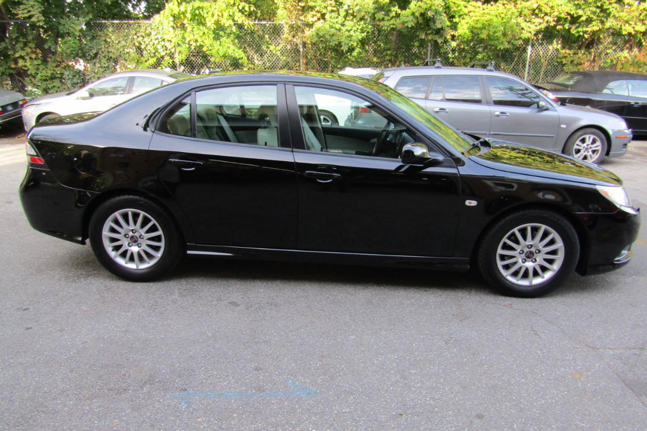 Used 2008 Saab 9-3 2.0T w/ Moonroof Package FWD image 21