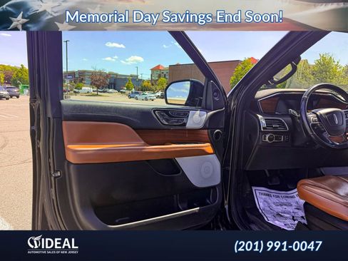 Used 2019 Lincoln Navigator L Reserve w/ Cargo Package AWD/4WD image 9