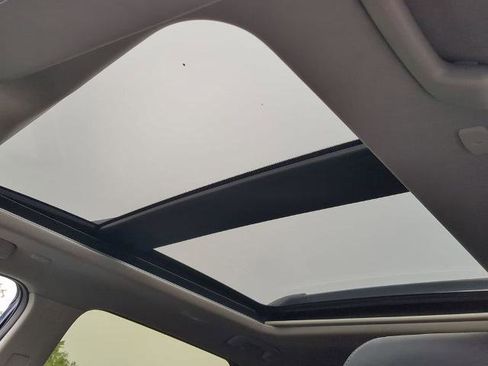 Certified 2025 Nissan Rogue Platinum image 20