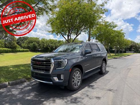Used 2021 GMC Yukon SLT w/ SLT Premium Package AWD/4WD image 1