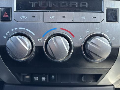 Used 2021 Toyota Tundra SR5 AWD/4WD image 18