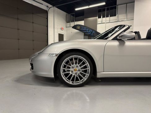 Used 2005 Porsche Boxster RWD image 3