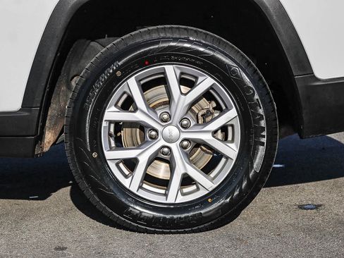 Used 2022 Jeep Grand Cherokee L Limited image 8