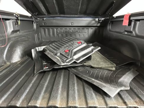 Used 2015 GMC Sierra 2500 Denali AWD/4WD image 31