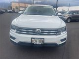 Used 2021 Volkswagen Tiguan SE w/ Panoramic Sunroof Package image 2